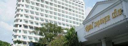 Royal Twins Palace Hotel