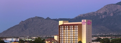 Crowne Plaza Albuquerque By Ihg