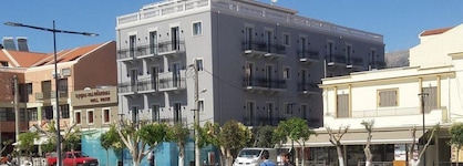 Aenos Hotel