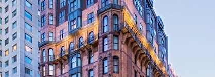 Courtyard By Marriott Boston Copley Square