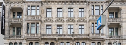 Numa I Arc Rooms & Apartments