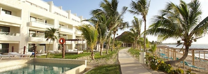 Akumal Bay Beach & Spa Resort