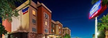 Fairfield Inn & Suites By Marriott Houston Hobby Airport.
