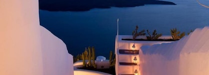Dreams Luxury Suites