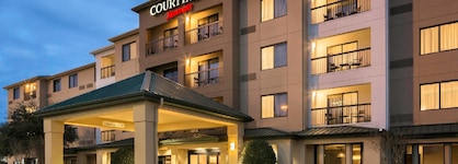 Courtyard By Marriott Dallas Mesquite