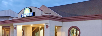 Days Inn By Wyndham Washington Pennsylvania