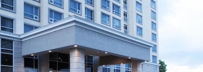 Residence Inn By Marriott Kingston Water's Edge