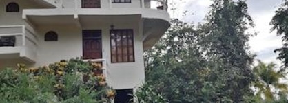 Hotel La Colina