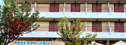 Poseidon Hotel And Apartments
