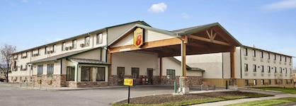 Super 8 By Wyndham Bozeman