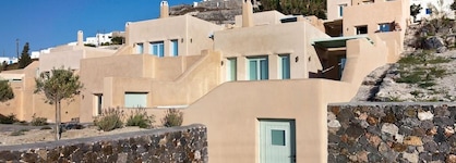 Voreina Gallery Suites