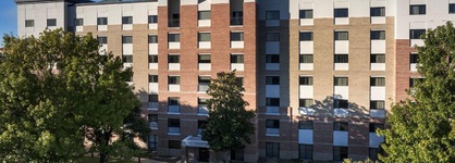 Courtyard By Marriott Dallas Addison Quorum Drive