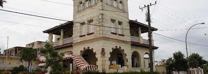 Hotel Paseo Habana