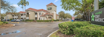 Extended Stay America Miami Airport Blue Lagoon