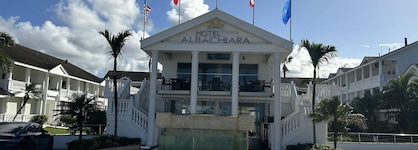 Albachiara Hotel