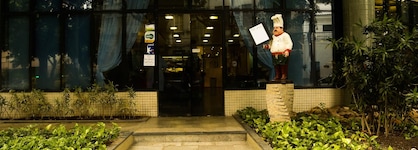Gallant Hotel
