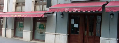 Hotel El Nogal
