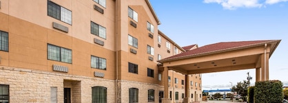 Best Western Windsor Pointe Hotel & Suites-At&T Center