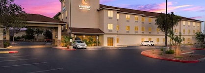 Comfort Inn & Suites Las Vegas - Nellis