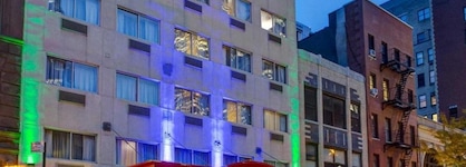 Ramada By Wyndham New York Times Square West