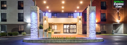 Holiday Inn Express And Suites Albany Airport- Wolf Road By Ihg
