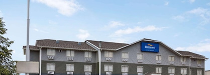 Baymont By Wyndham Cedar Rapids