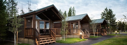 Explorer Cabins At Yellowstone