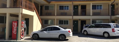 Greenwich Inn