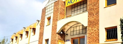 Hôtel & Résidence Sarcelles
