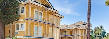 Hotel Solares