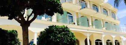 Vespucci Hotel