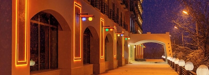 Hotel Phoenicia Express