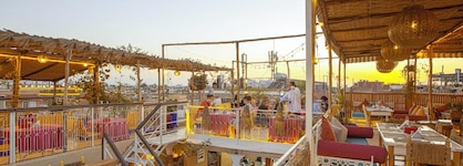 Riad Hotel El Kennaria