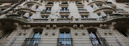 Kyriad Paris 18 - Porte De Clignancourt - Montmartre