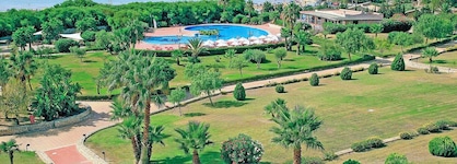 Conte Di Cabrera Hotel Club