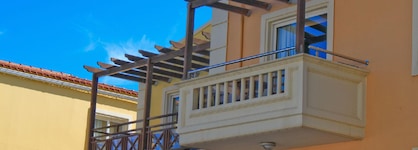 Porto Kalamaki Hotel