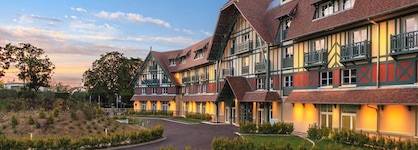 Renaissance Paris Hippodrome De St. Cloud Hotel