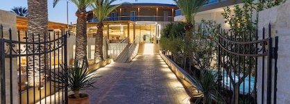 Malia Bay Beach Hotel & Bungalows