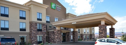 Holiday Inn Express & Suites Page - Lake Powell Area