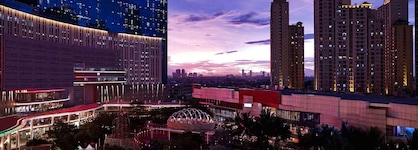 Pullman Jakarta Central Park