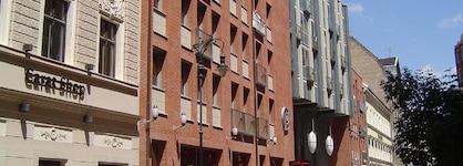 Trendy Deluxe Apartments