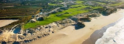 The Beachfront Praia D'el Rey Golf & Beach Resort