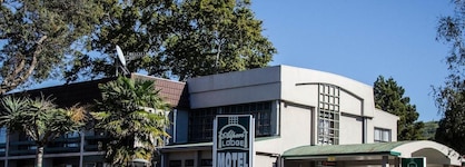 Alpers Lodge & Conference Centre