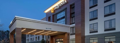 La Quinta Inn & Suites By Wyndham Raleigh Downtown North