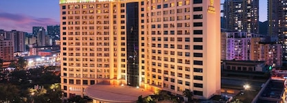 Parklane Hotel