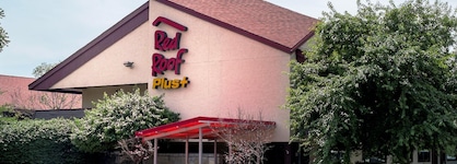 Red Roof Inn Plus+ West Springfield