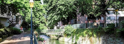 Splendid Hotel Lac D'annecy - Handwritten Collection