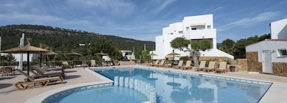 Apartamentos Blanco Sol