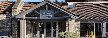 Almondsbury Inn & Lounge