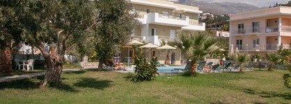 Manolis Apartments